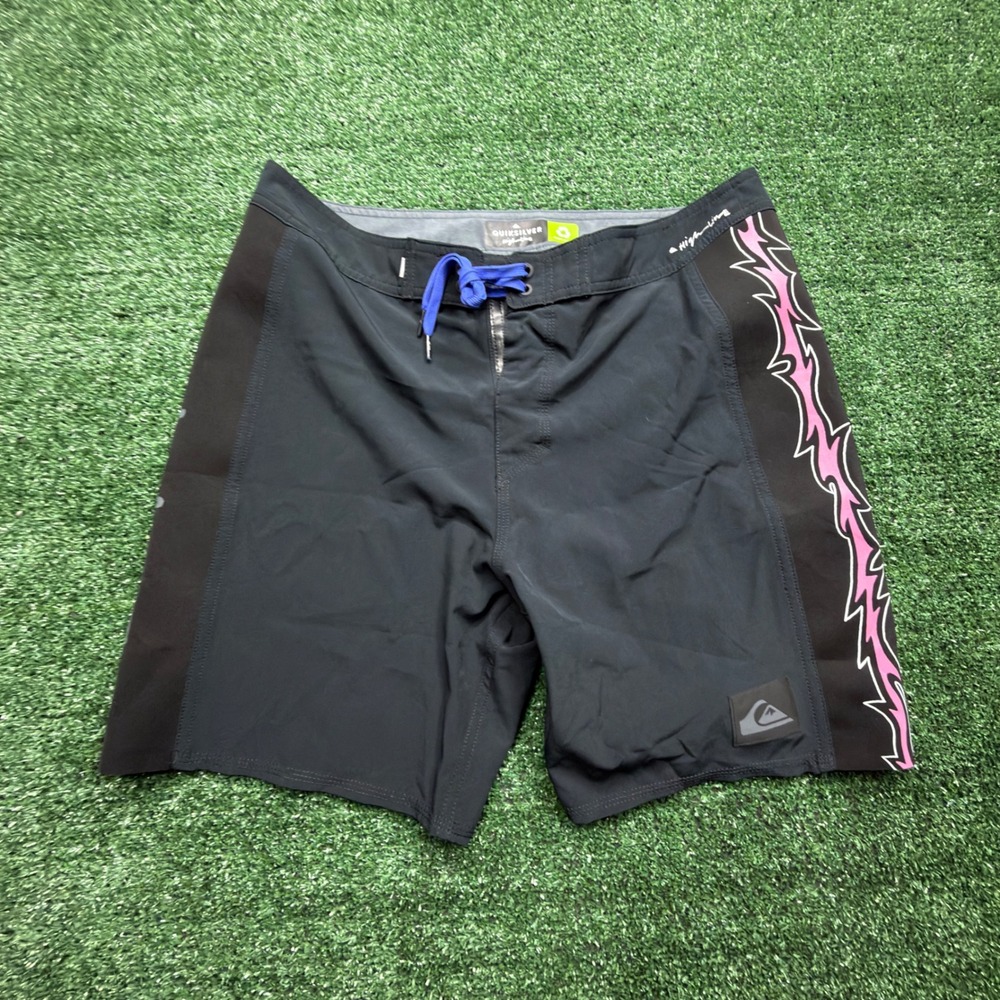 Quiksilver Highline DryFlight Board Shorts Mens 31 Black Gray Lightning Surf